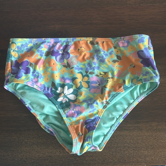 O'Neill Blue and Purple Bikini Swimwear Collection - Picture 6 of 6